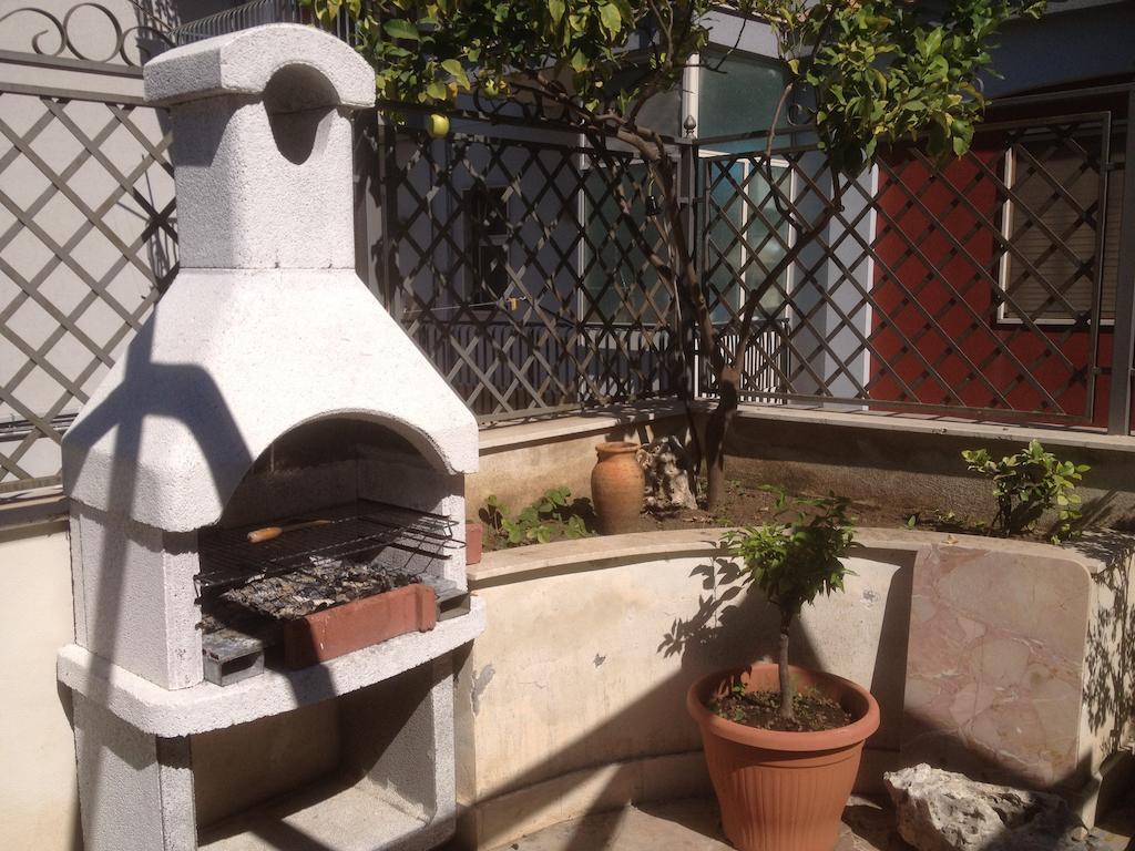 Il Giardino Dei Limoni Acomodação com café da manhã Aci Castello Exterior foto