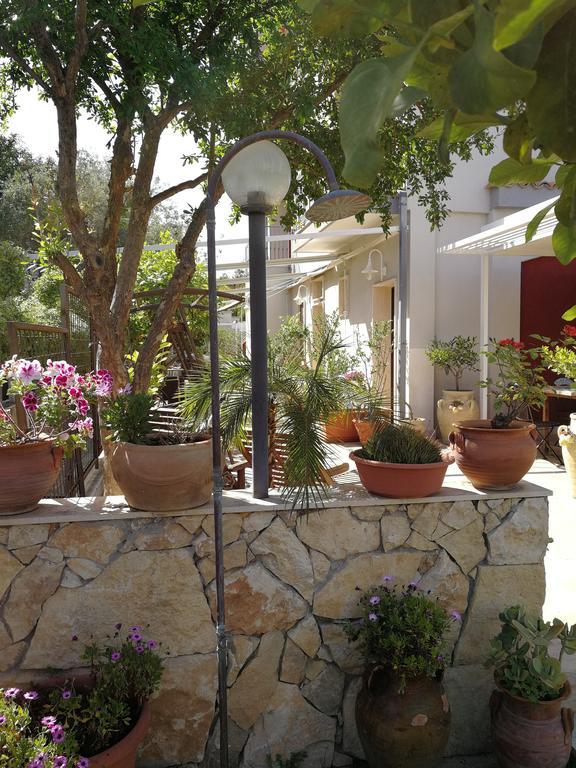 Il Giardino Dei Limoni Acomodação com café da manhã Aci Castello Exterior foto