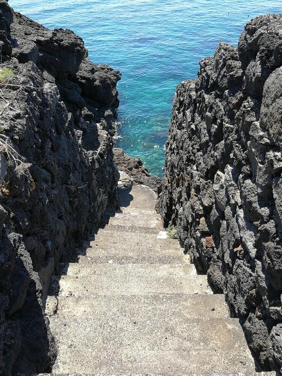 Il Giardino Dei Limoni Acomodação com café da manhã Aci Castello Exterior foto